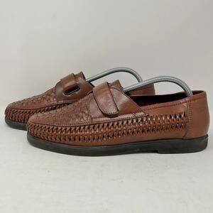Chromatics by Totes Brown Wicker Weave Leather Mens 8.5 Easy Strap
